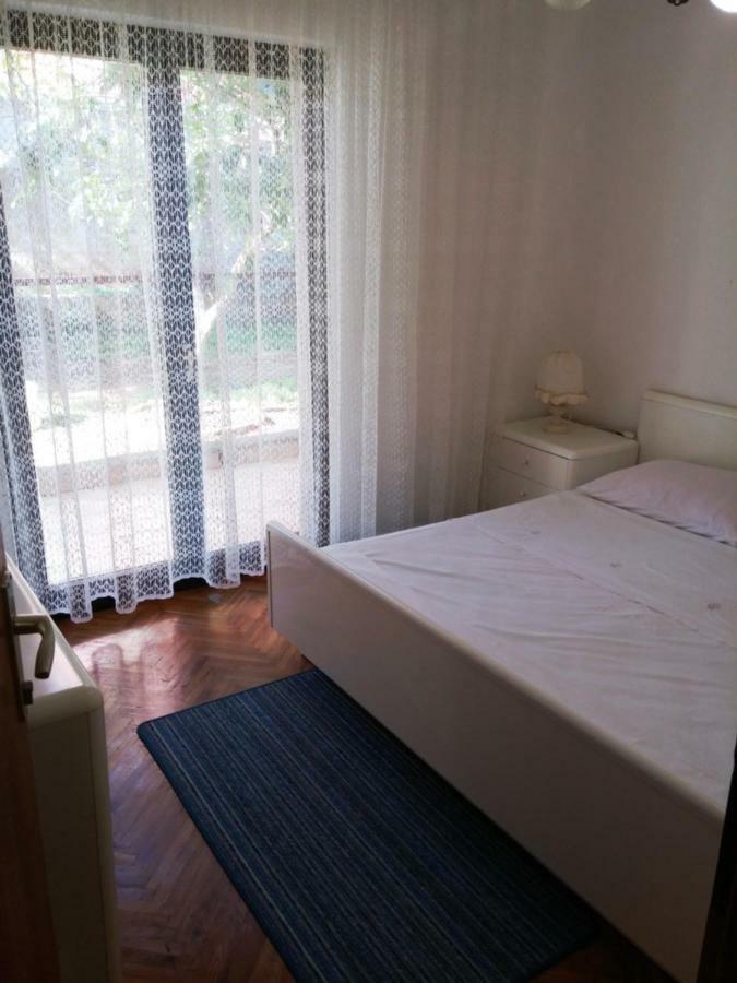 Anna Apartment Marina Esterno foto
