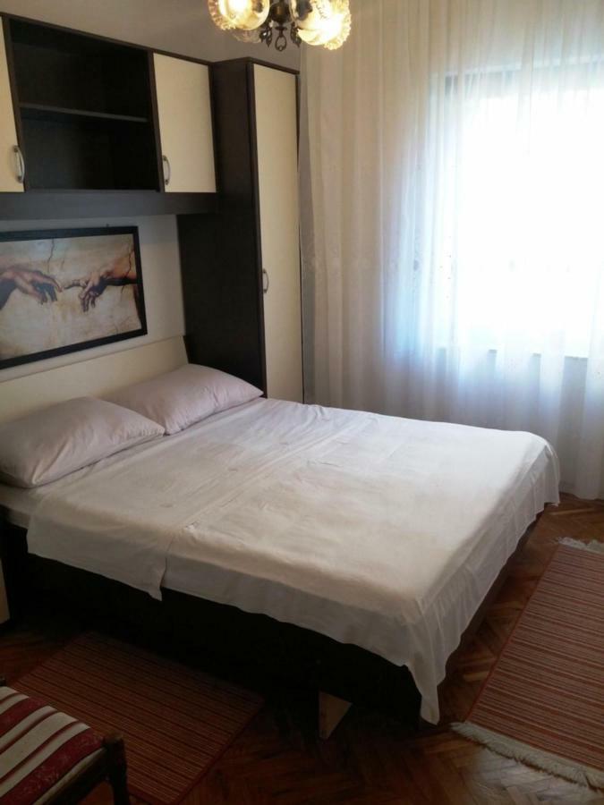 Anna Apartment Marina Esterno foto