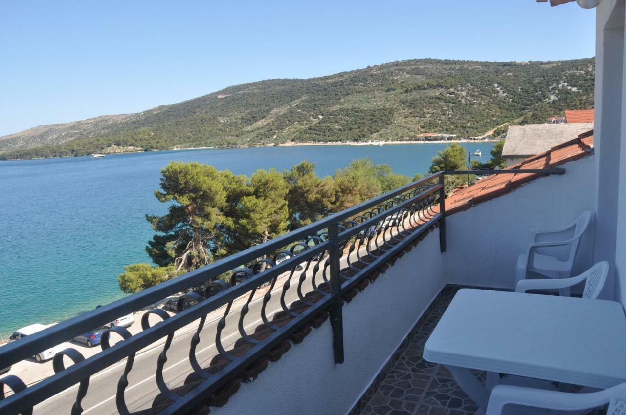 Anna Apartment Marina Esterno foto